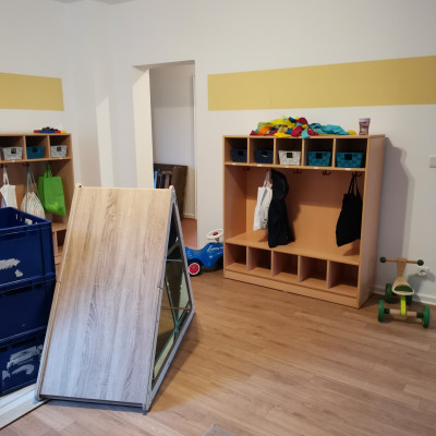 Garderobe 1 und Flur